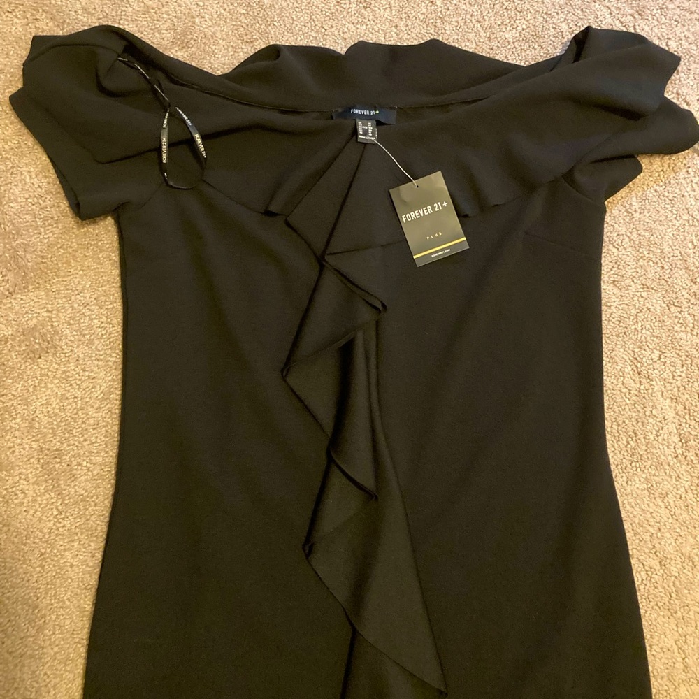 Black dress with tags size x1